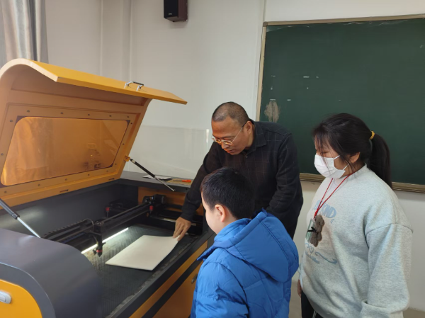 微信图片_20250108095540_resized.png