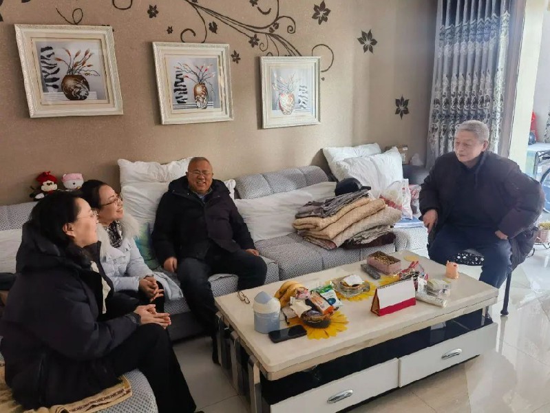 慰问现场.jpg