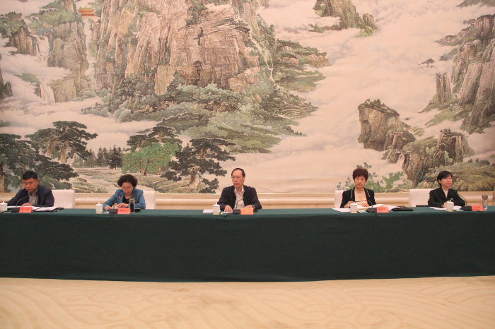 会场近照_resized.jpg