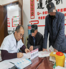 农工党唐山市开滦集团支委会开展“同心助医”义诊活动